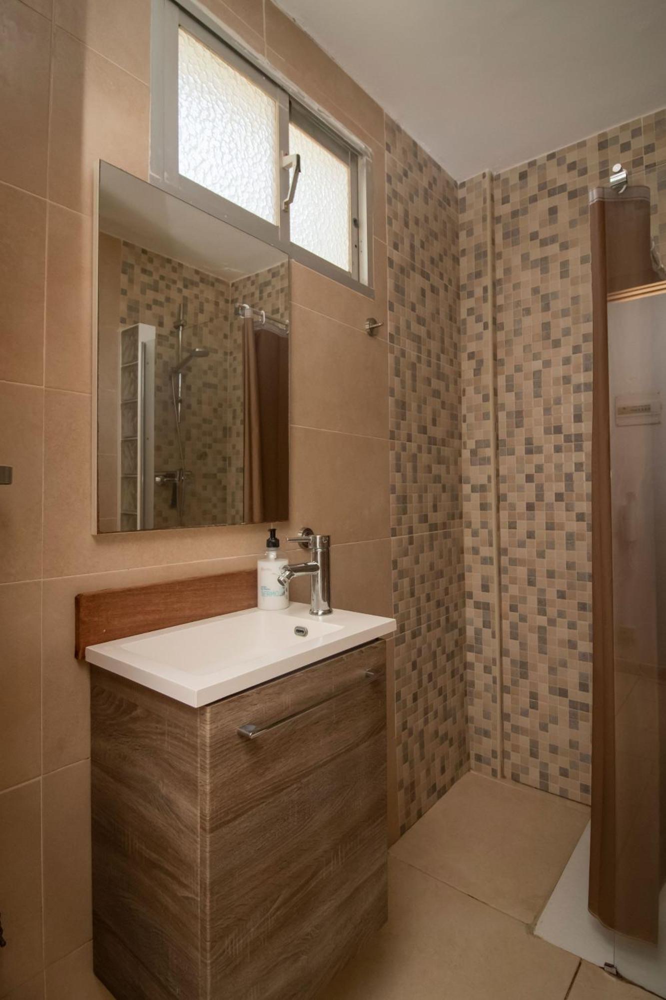 In Calypso,calahonda 200 Metres From The Apartament