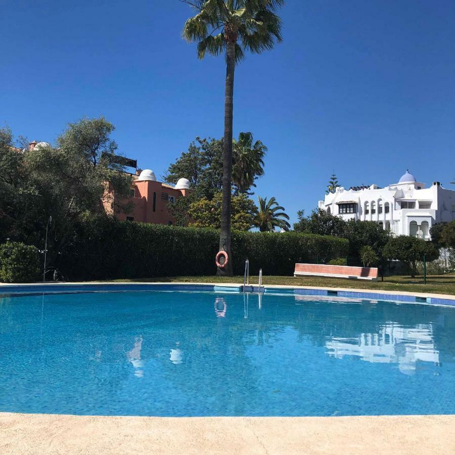 Apartament In Calypso,calahonda 200 Metres From The