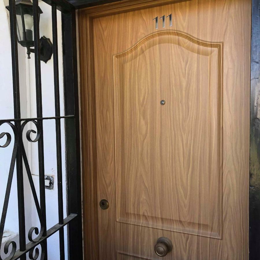 Apartment In Calypso,calahonda 200 Metres From The Sitio de Calahonda
